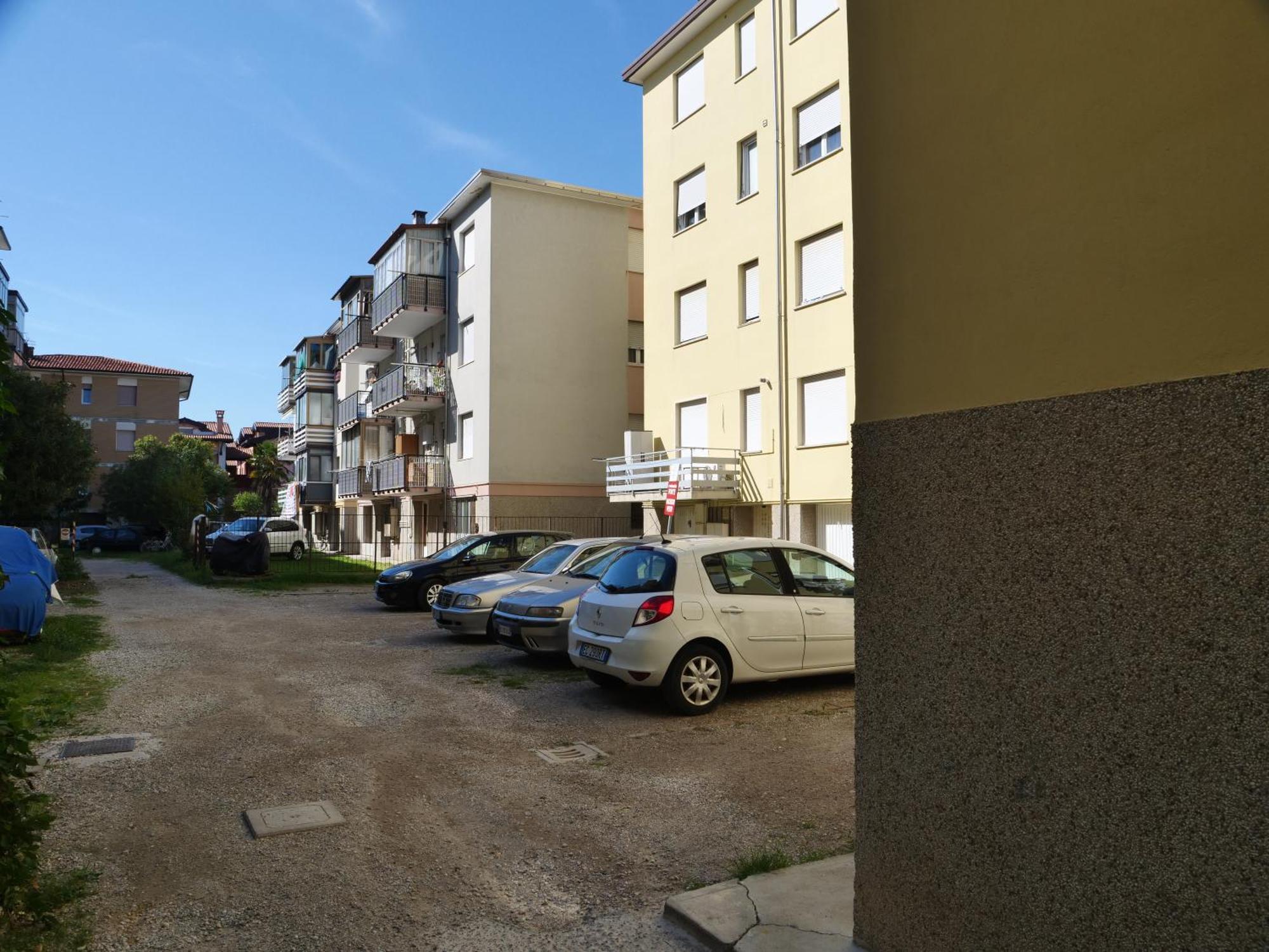 Fiore Di Mare - Delizioso Bilocale Con Posto Auto Vicino Al Porto Grado Exterior photo